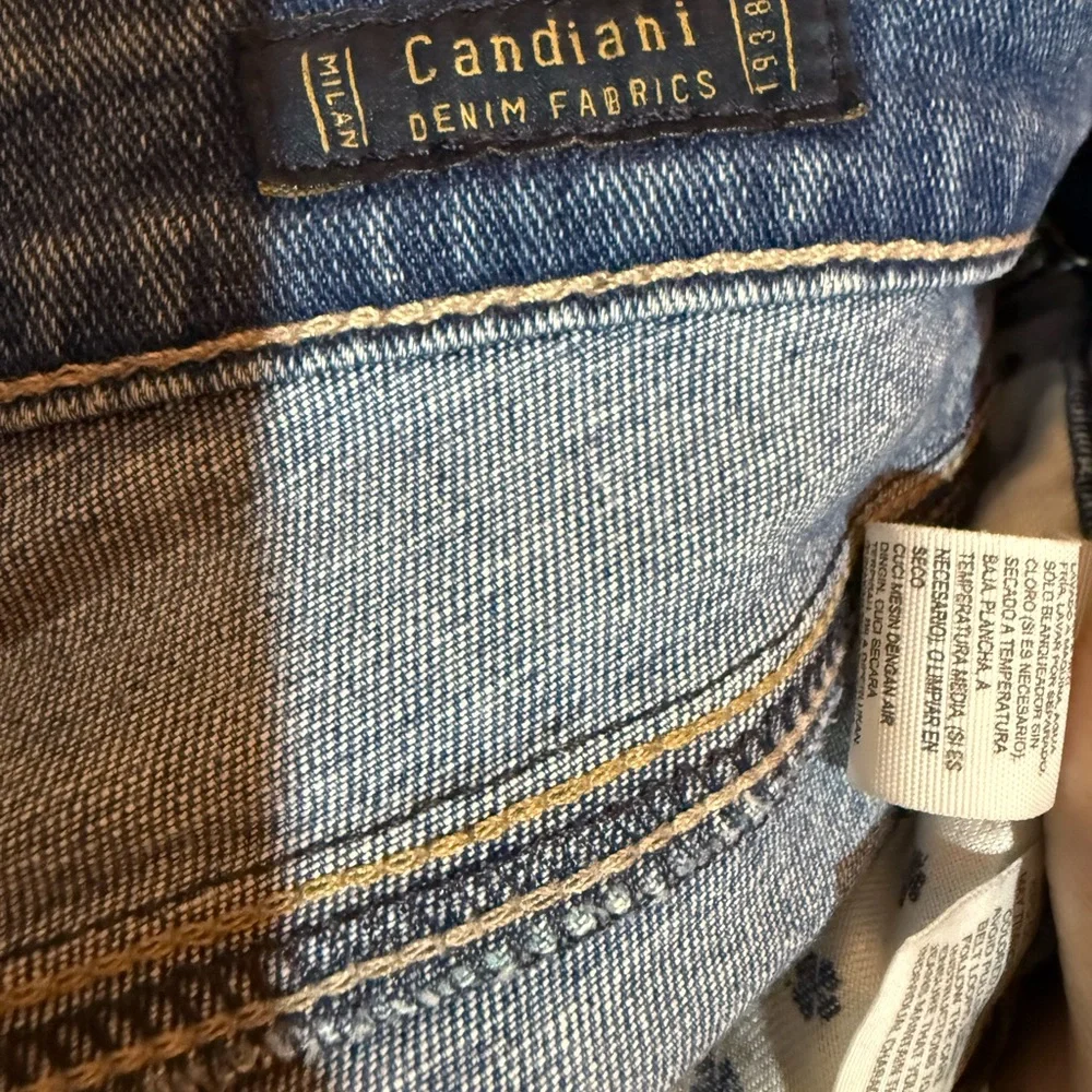 EUC Lucky Brand Blue Skinny Jeans with Distressed Look - Picture 5 of 6